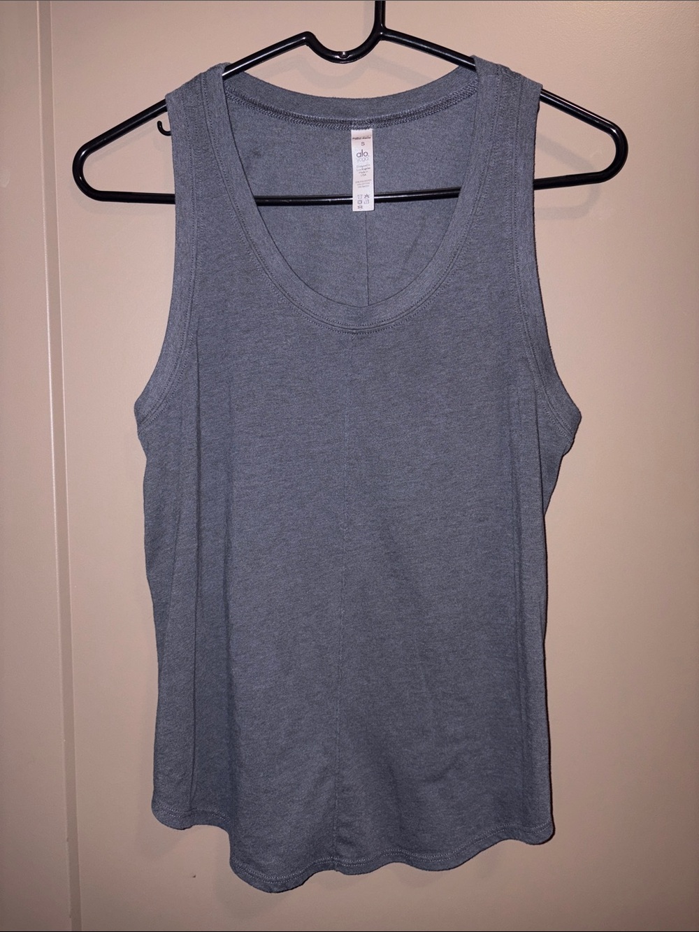 ALO Yoga Scoop Neck Tank Top